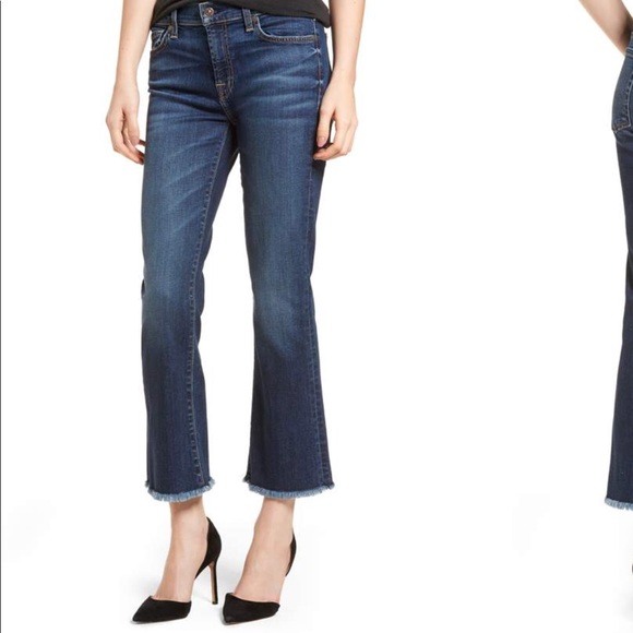 SOLD•| 7 For All ManKind Jeans - Picture 7 of 8